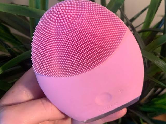 How Long Does Foreo Luna Last